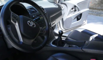 Usado Toyota Avensis 2009 cheio