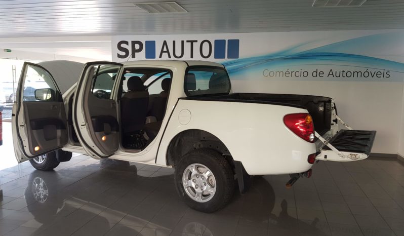 Usado Mitsubishi Strakar 2009 cheio